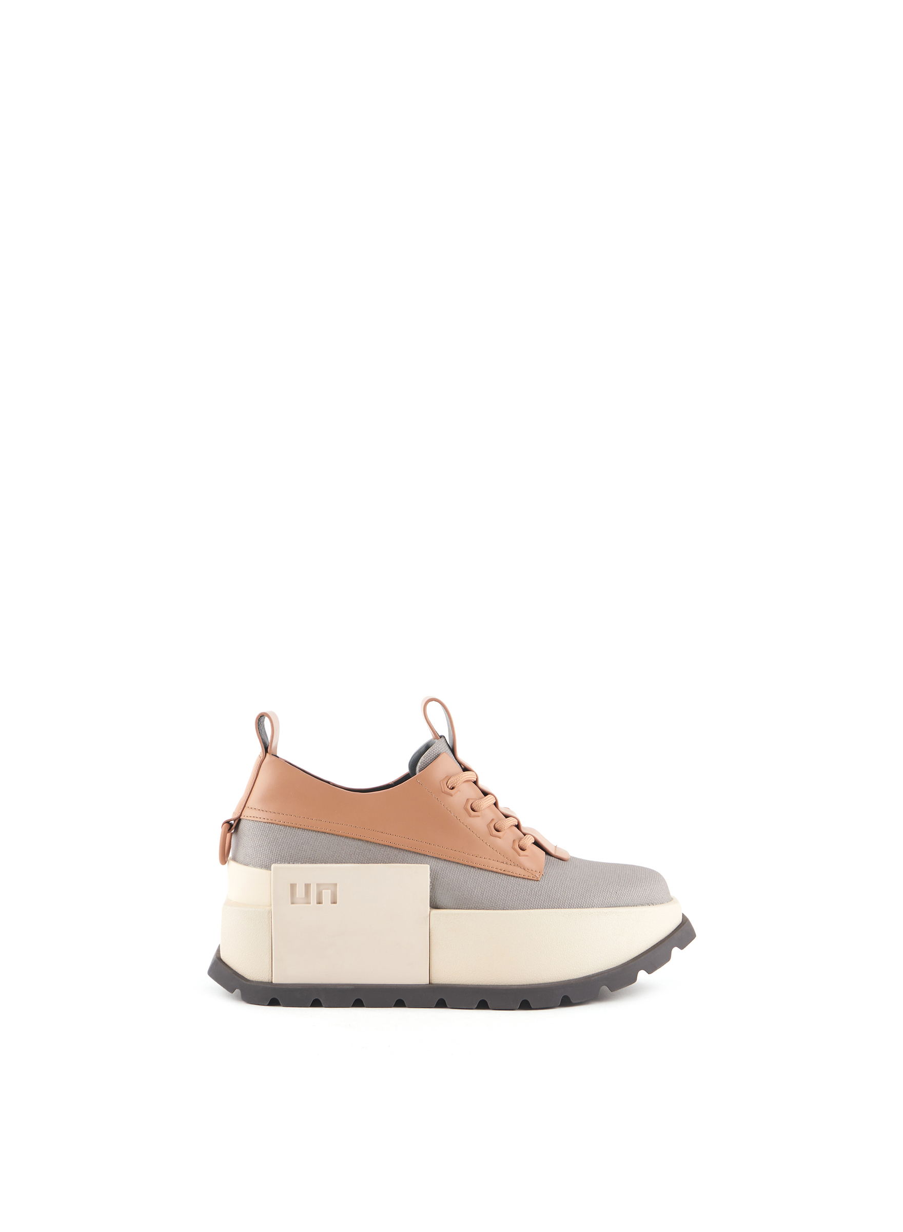 roko-patrol-derby-neutrals-outside