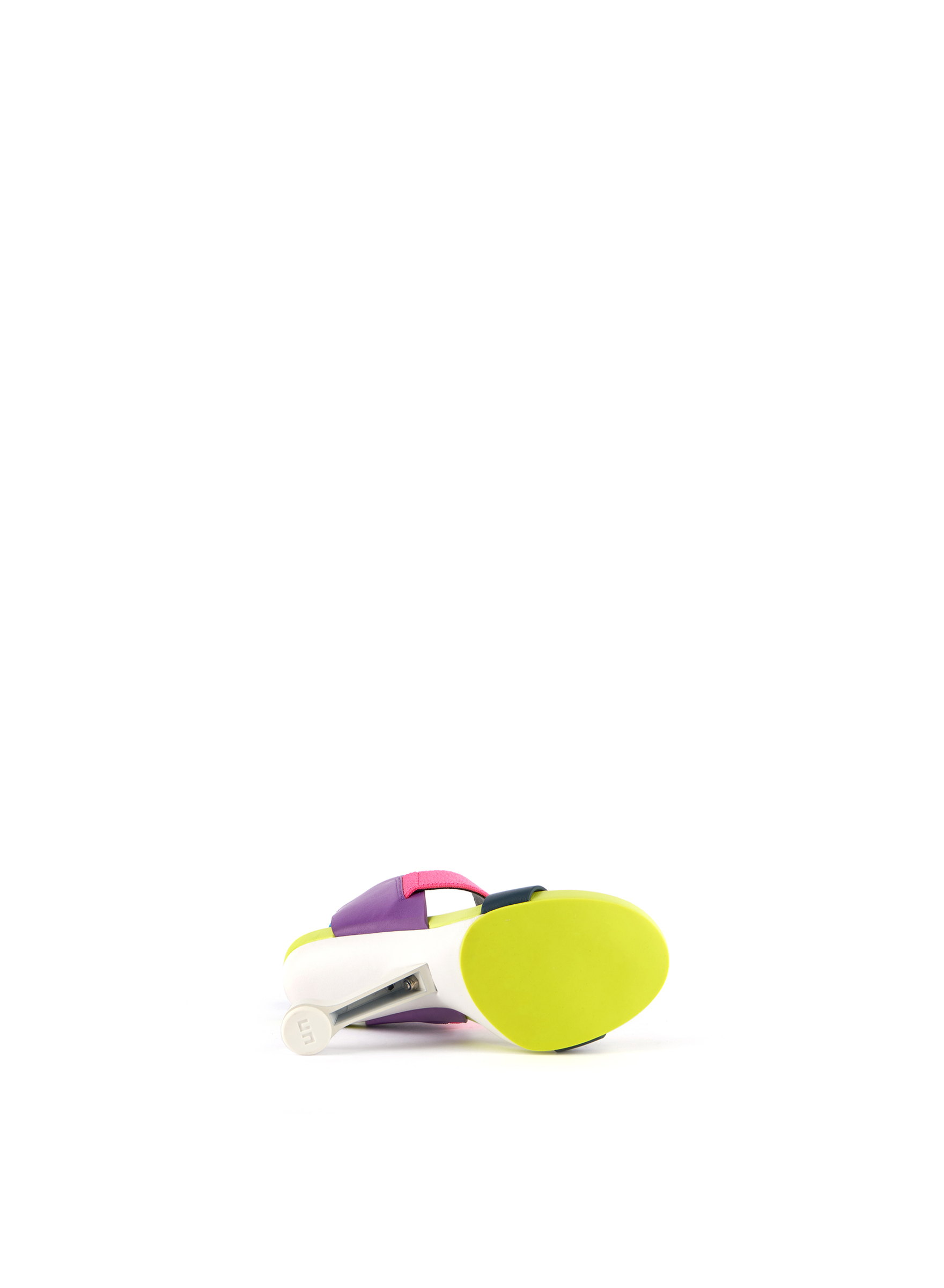 1020313516SS24