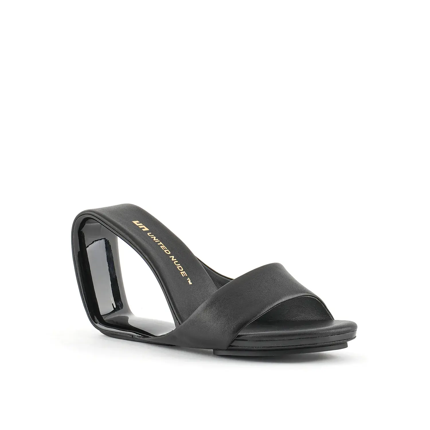 mobius-hi-black-angle-out