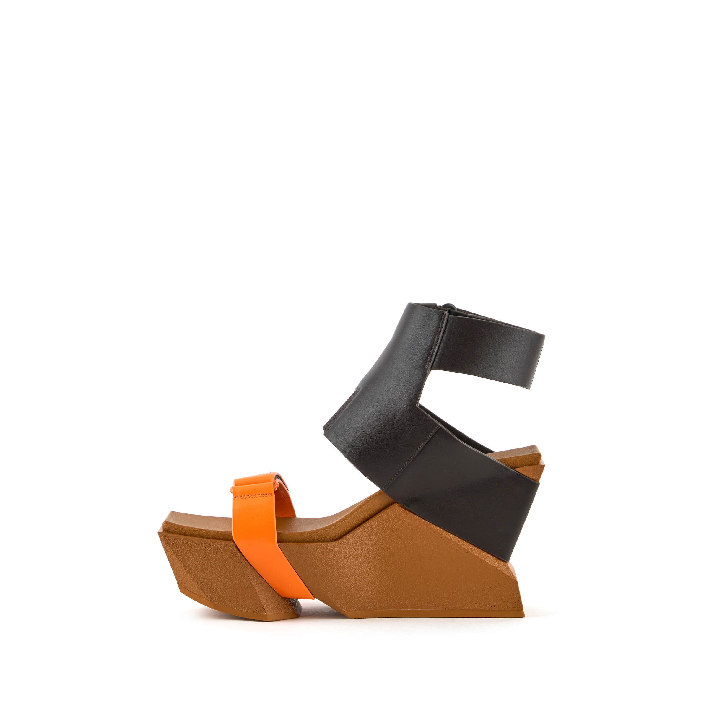 brutt-a-amber-glow-inside