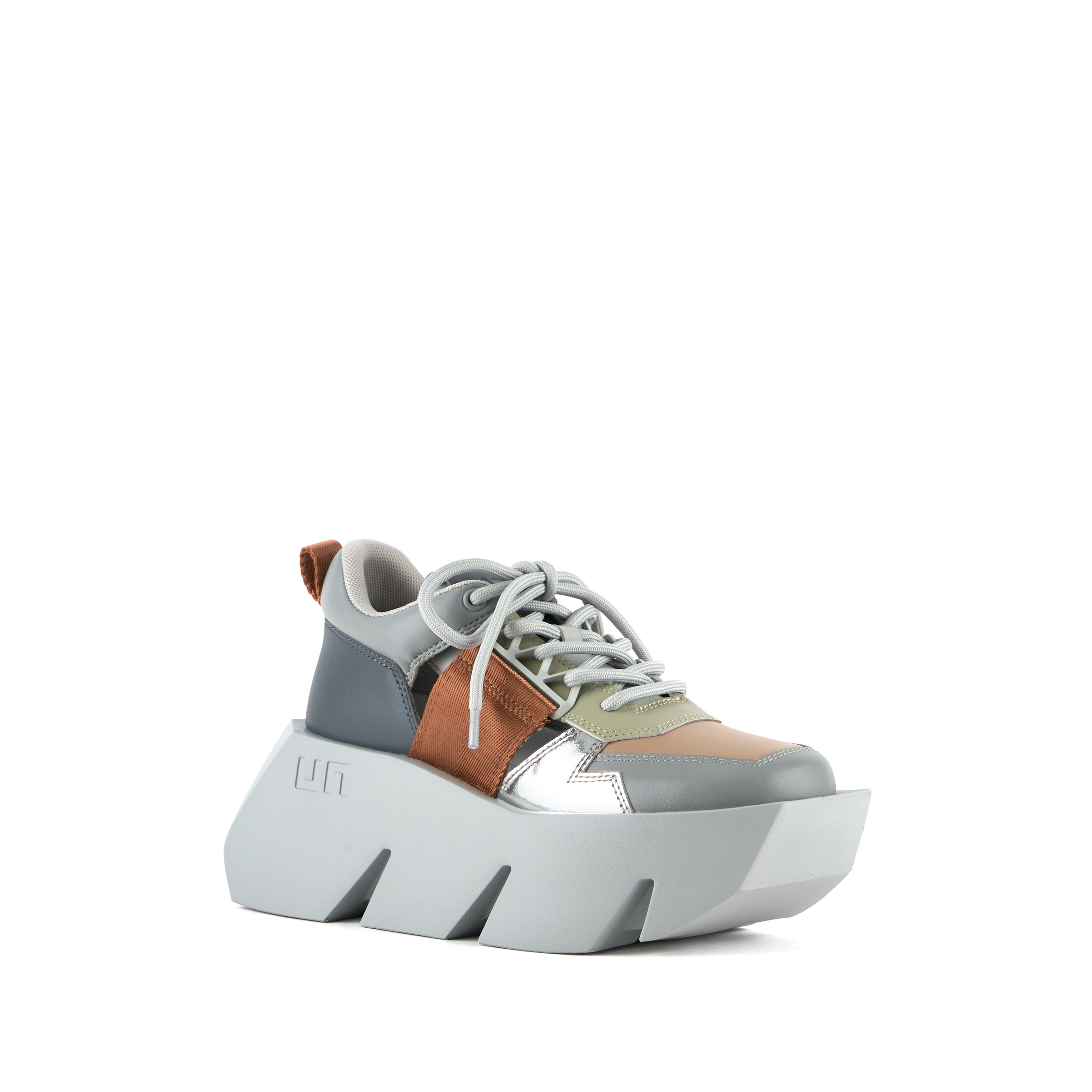 bull-sporty-ore-angle-out