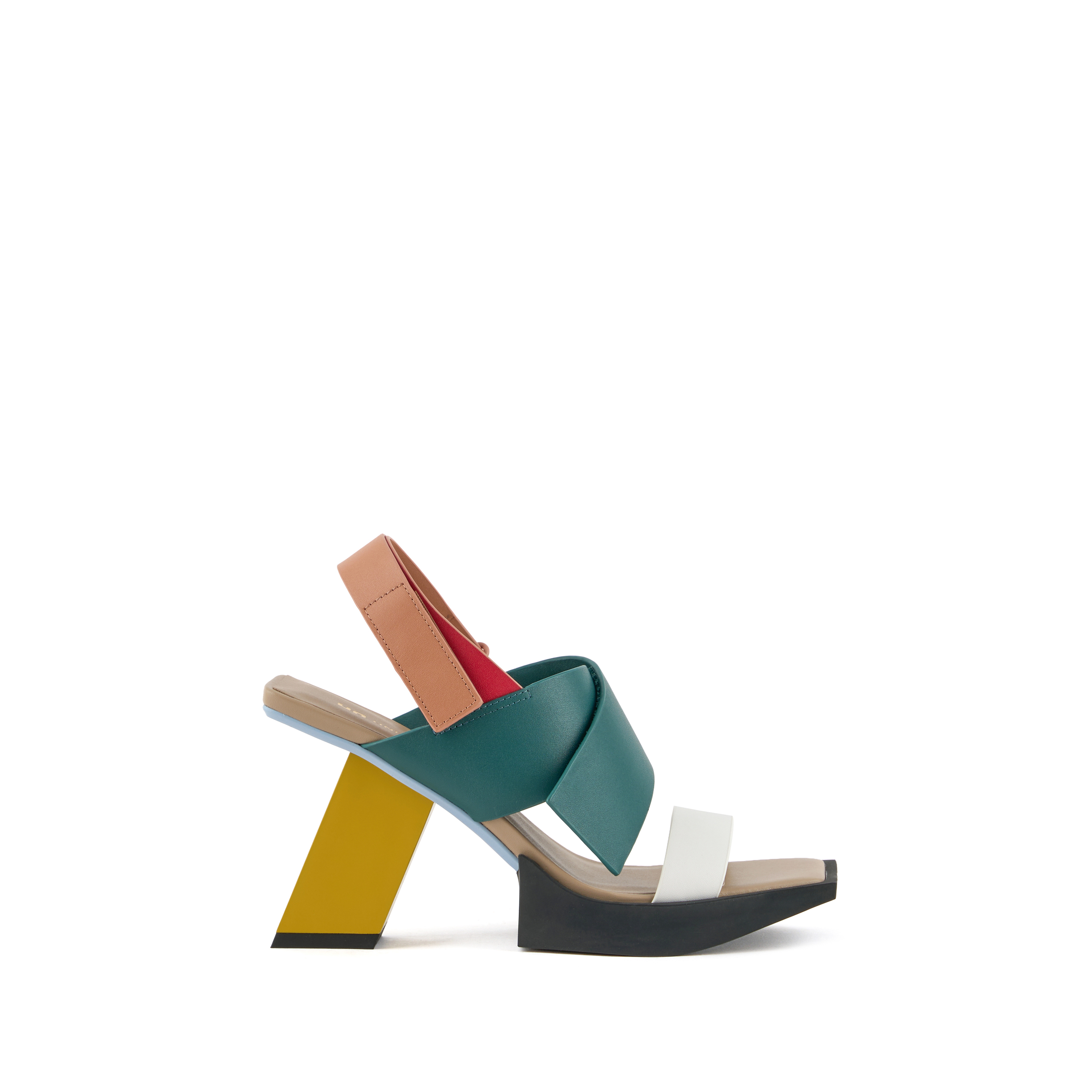 construct-hi-malmo-outside