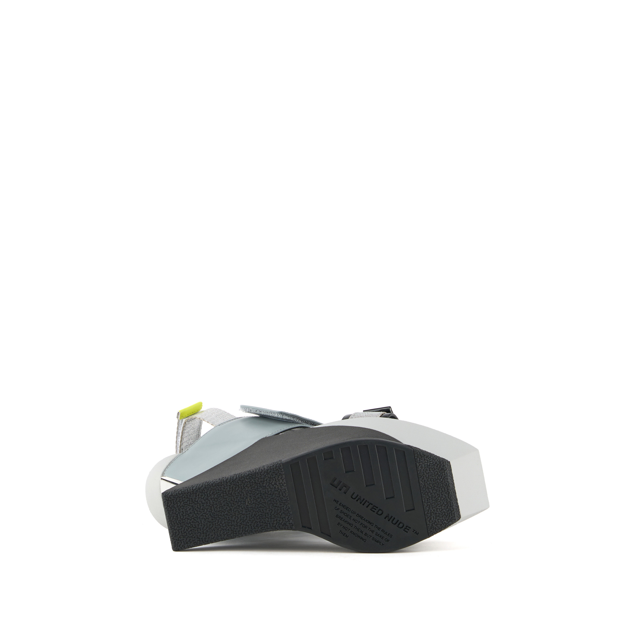 delta-run-wedge-steel-bottom