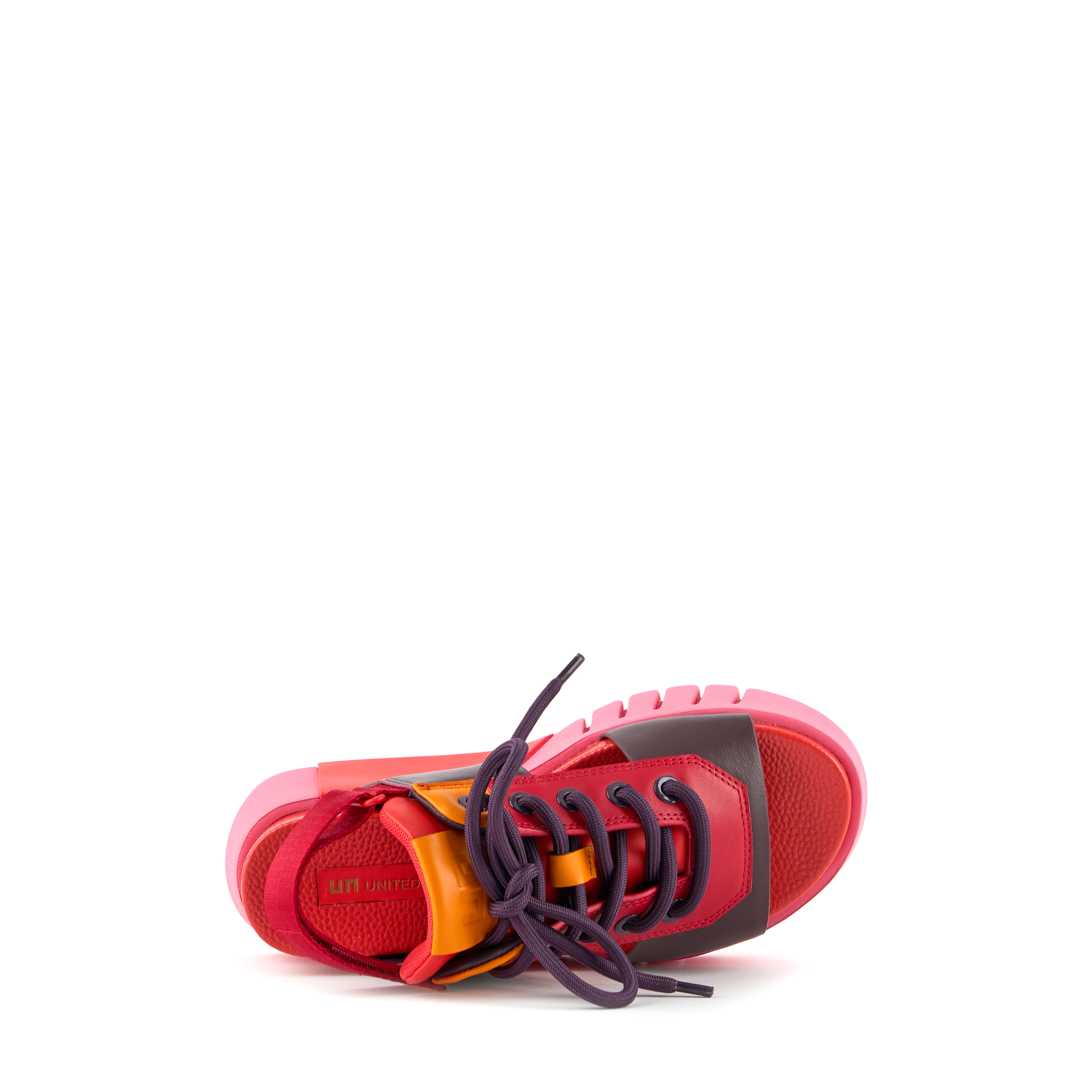 delta-sporty-ii-lily-top