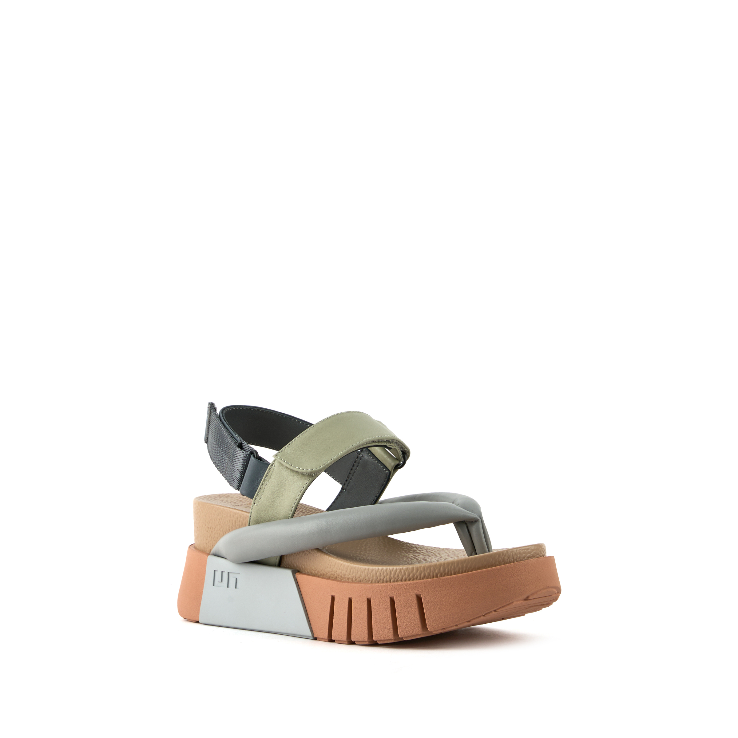 delta-tong-sierra-angle-out