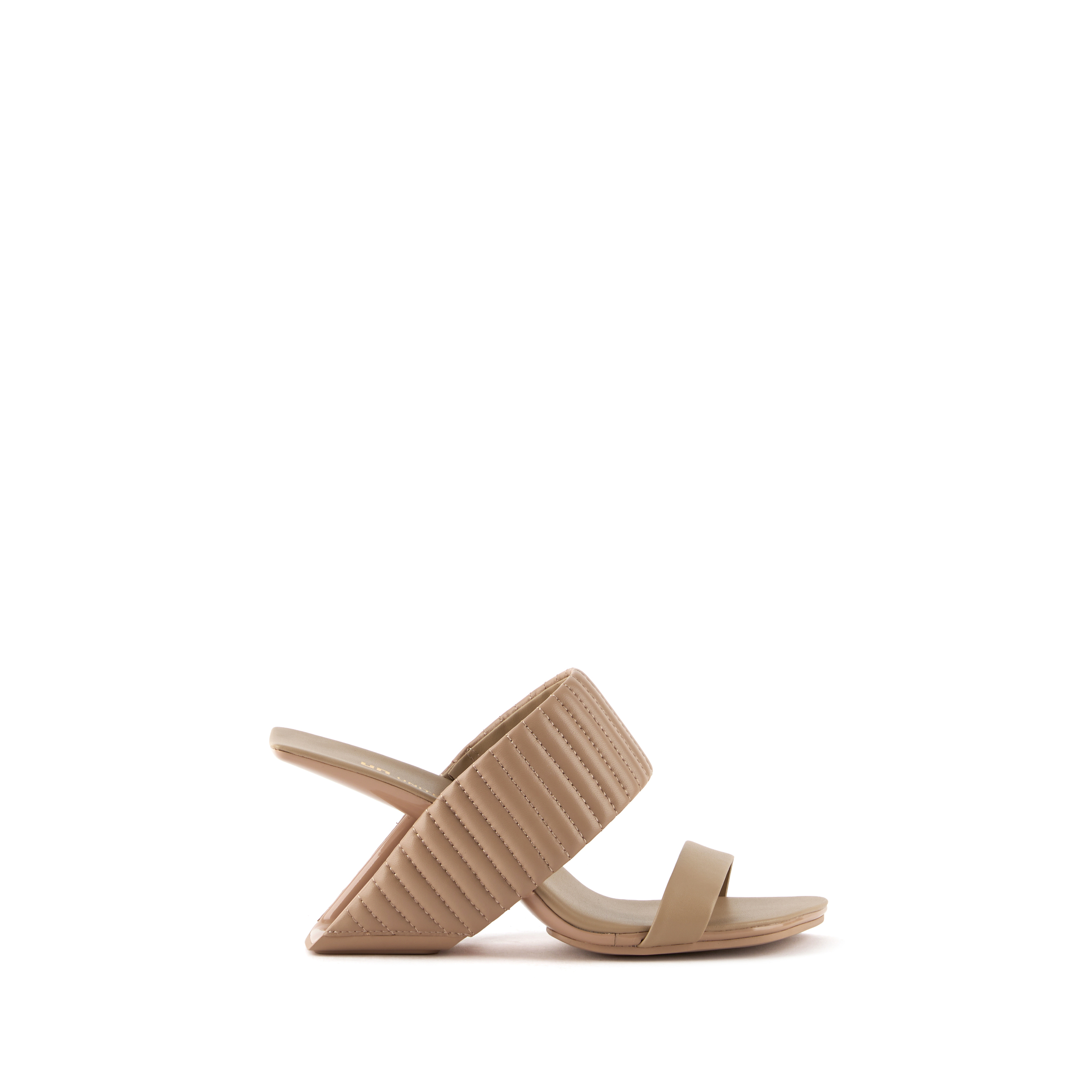 loop-hi-timeless-taupe-puffier-outside