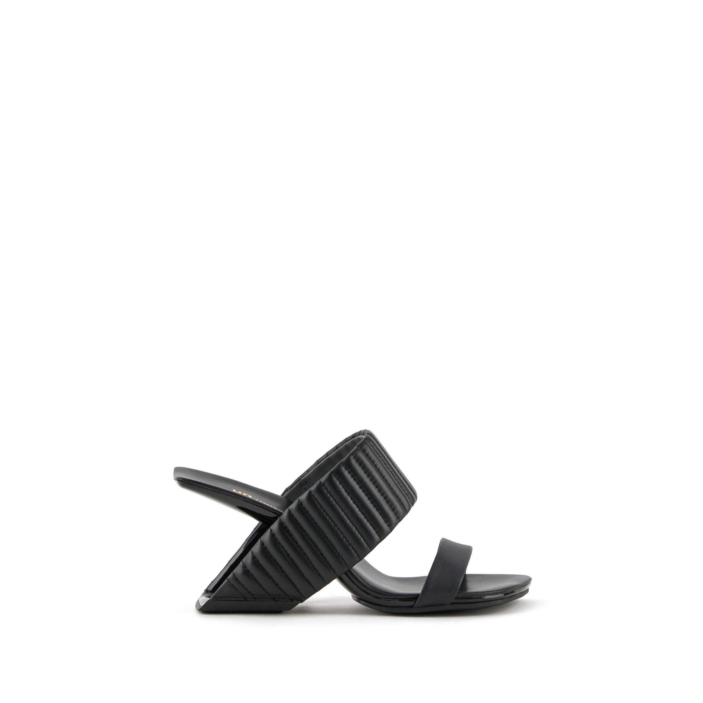 loop-hi-black-puffier-outside