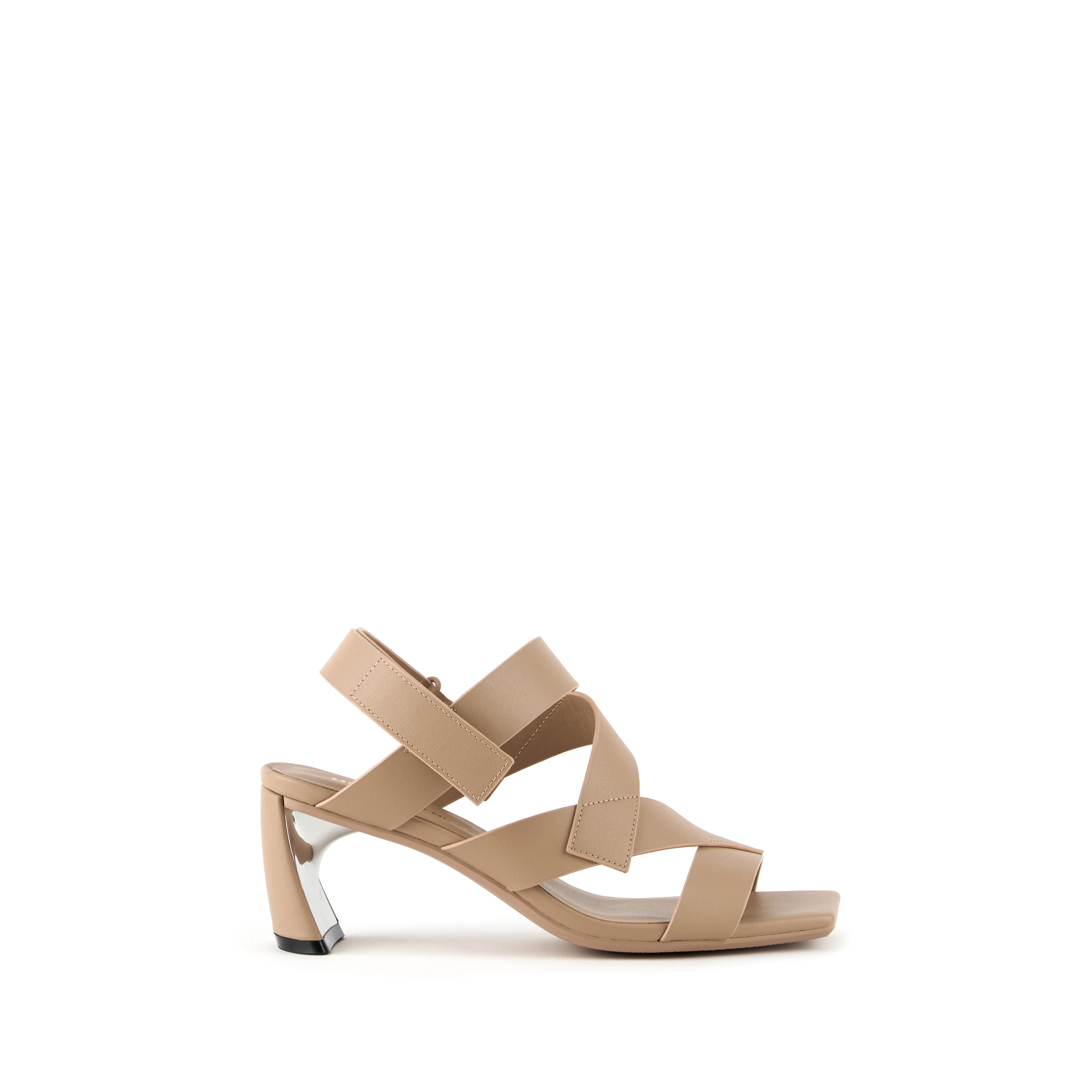 zuma-straps-mid-timeless-taupe-outside