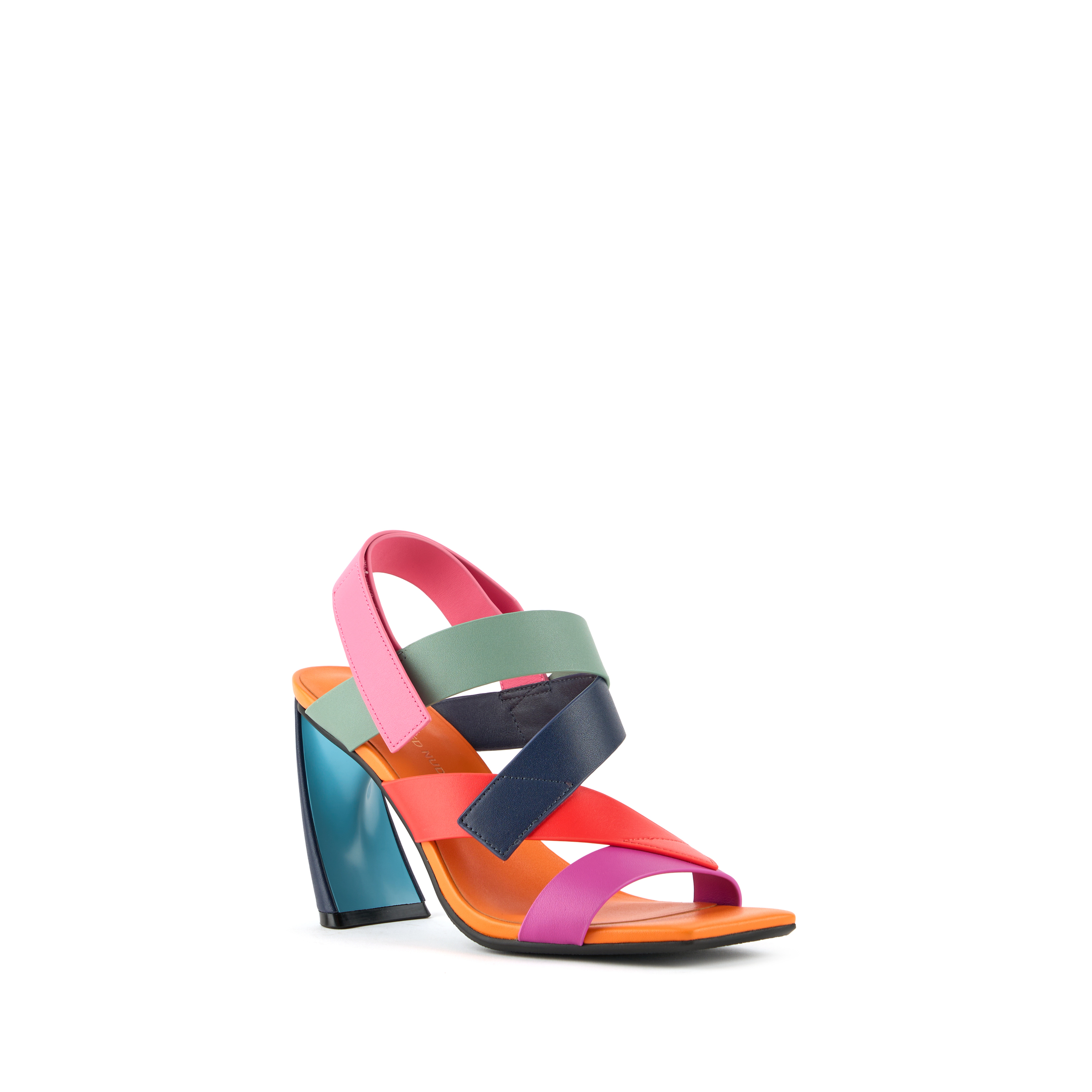 zuma-straps-hi-solaria-angle-out