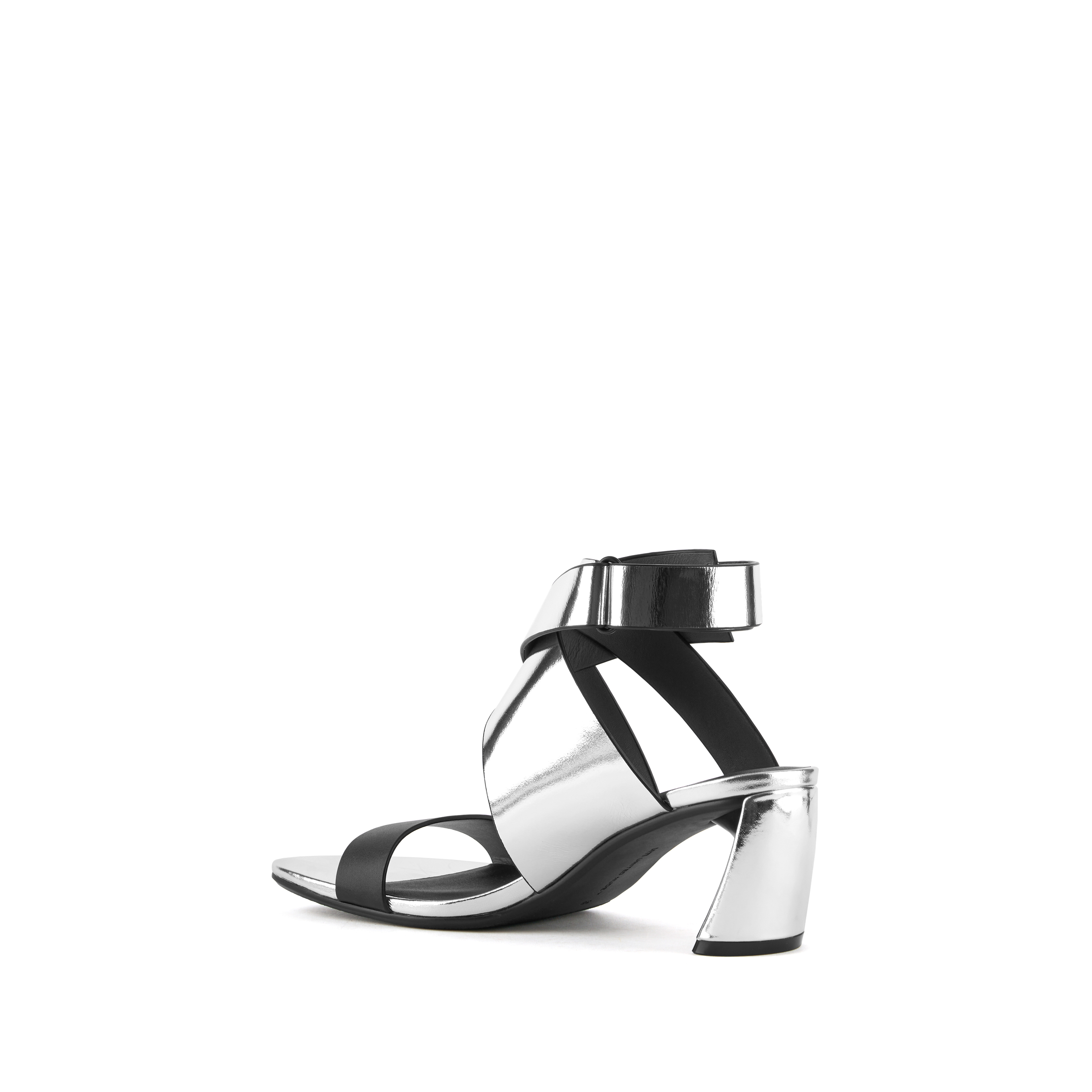 zuma-way-mid-silver-angle-in