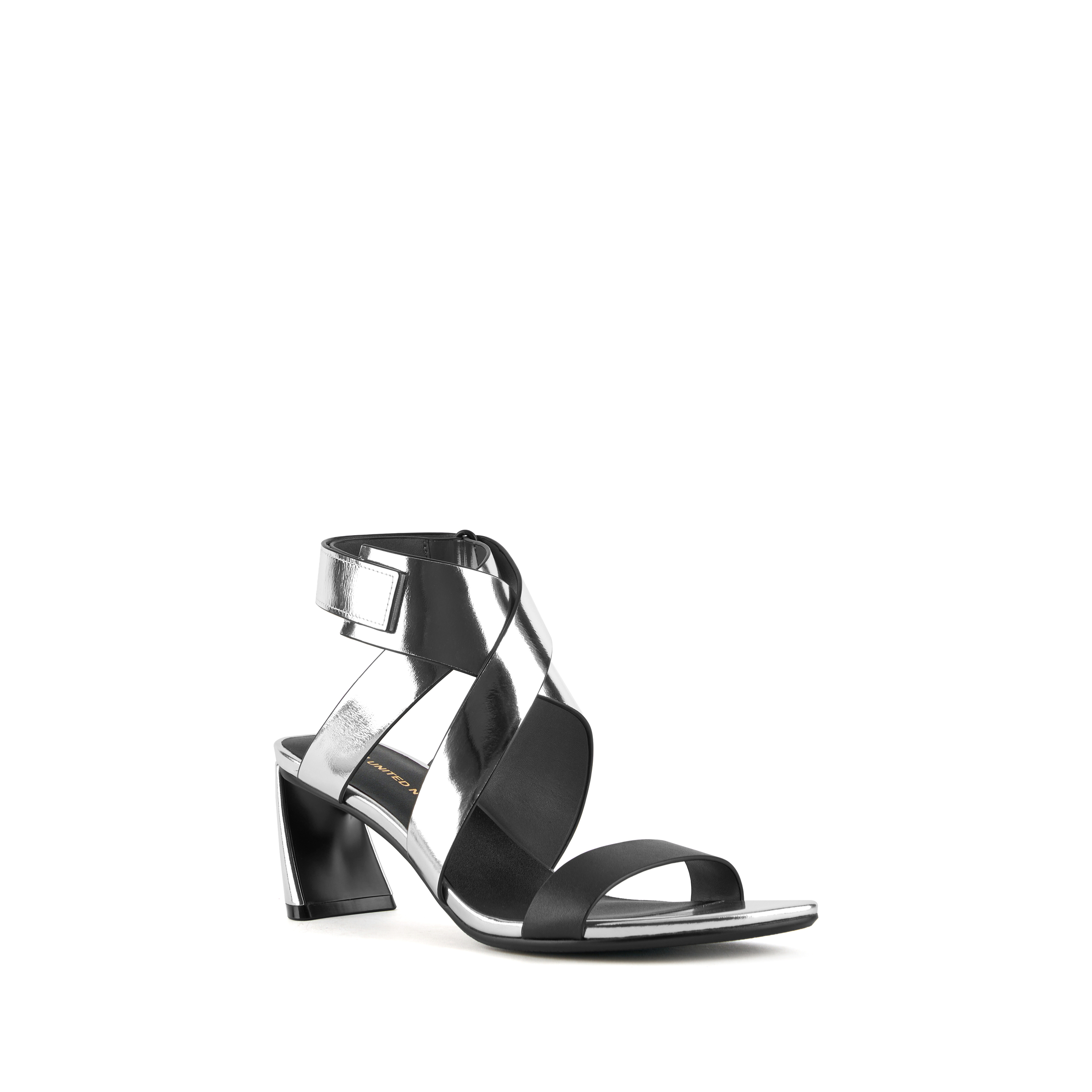 zuma-way-mid-silver-angle-out