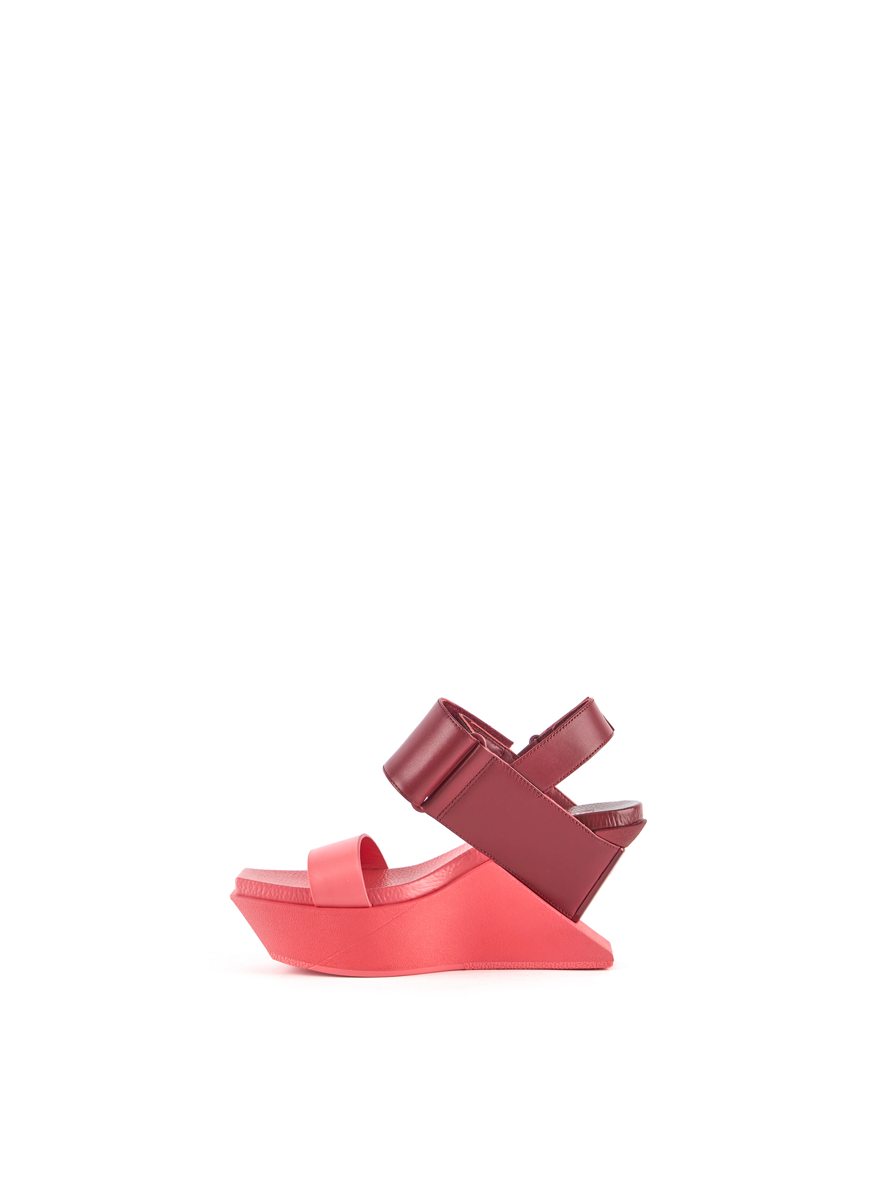 1041382016SS24