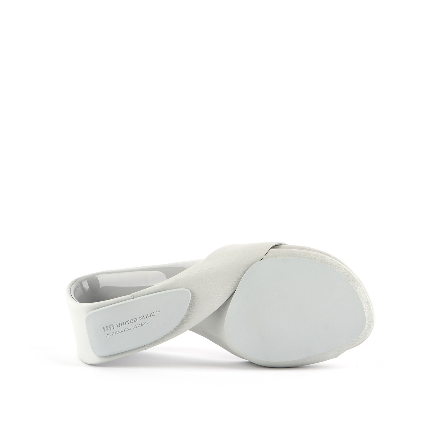 mobius-hi-primer-bottom