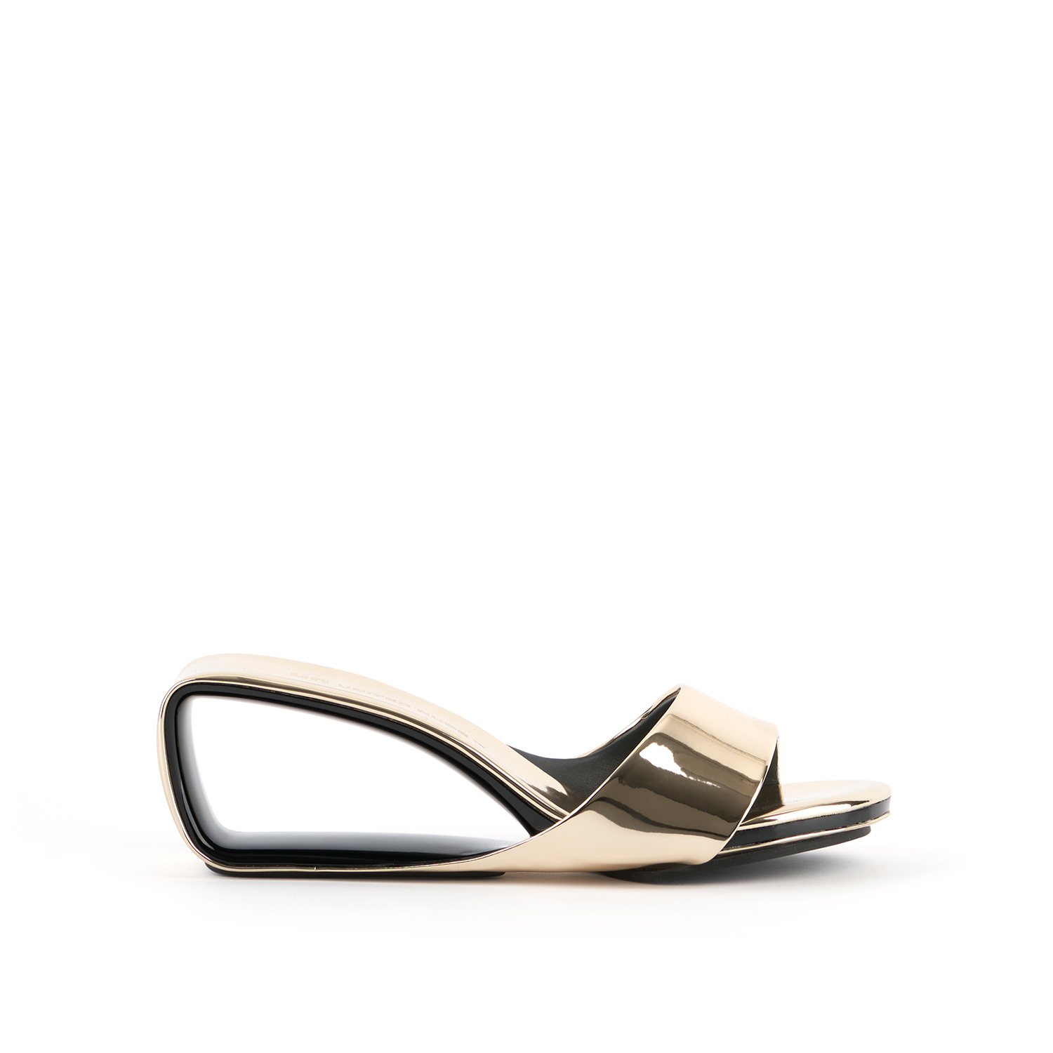 mobius-mid-mirror-gold-outside