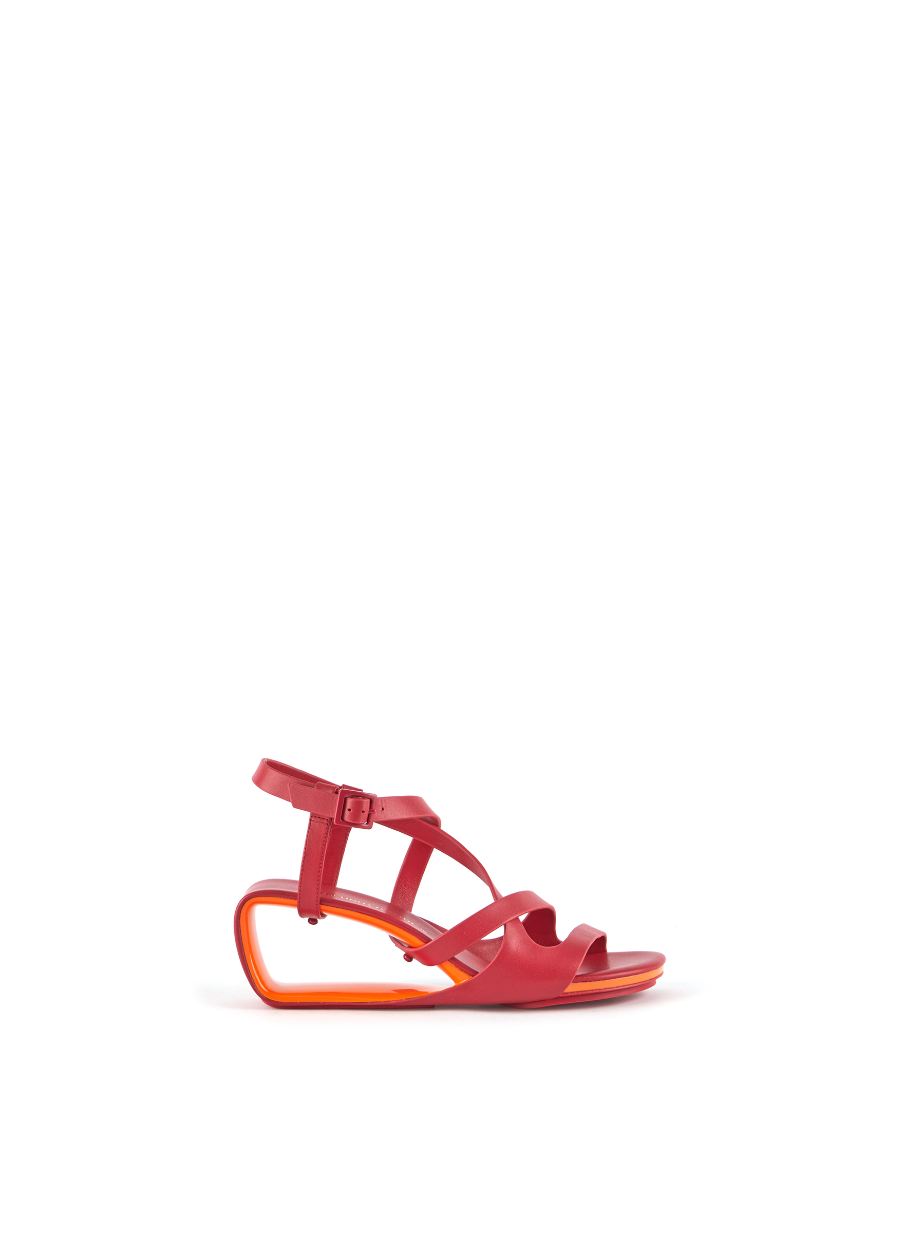 1083682016SS24