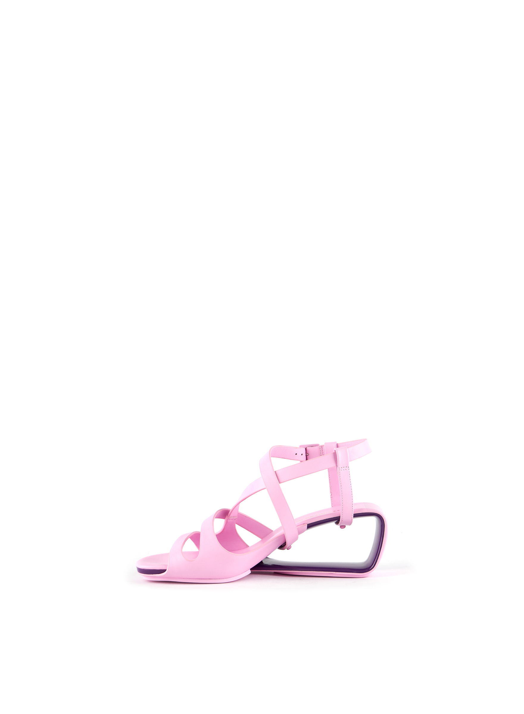 1083681816SS24