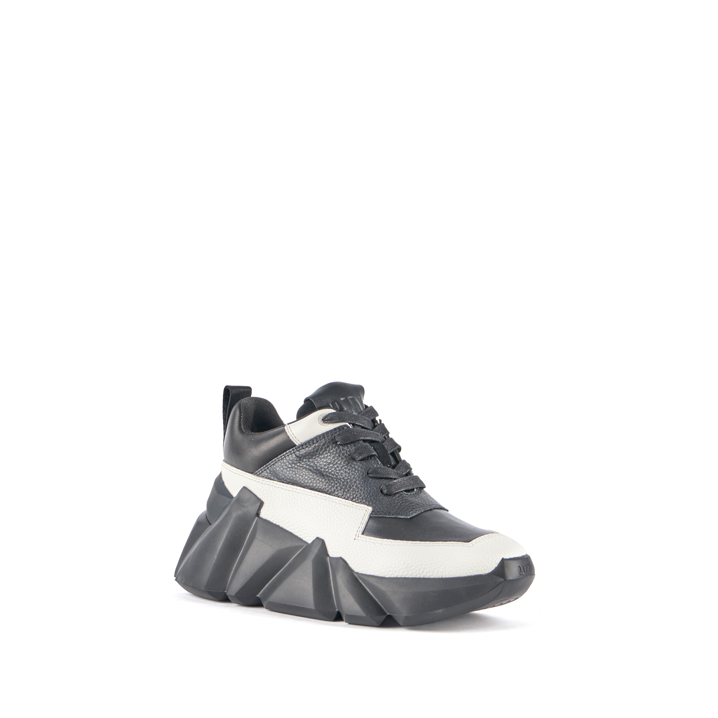 10656510165SS24_2