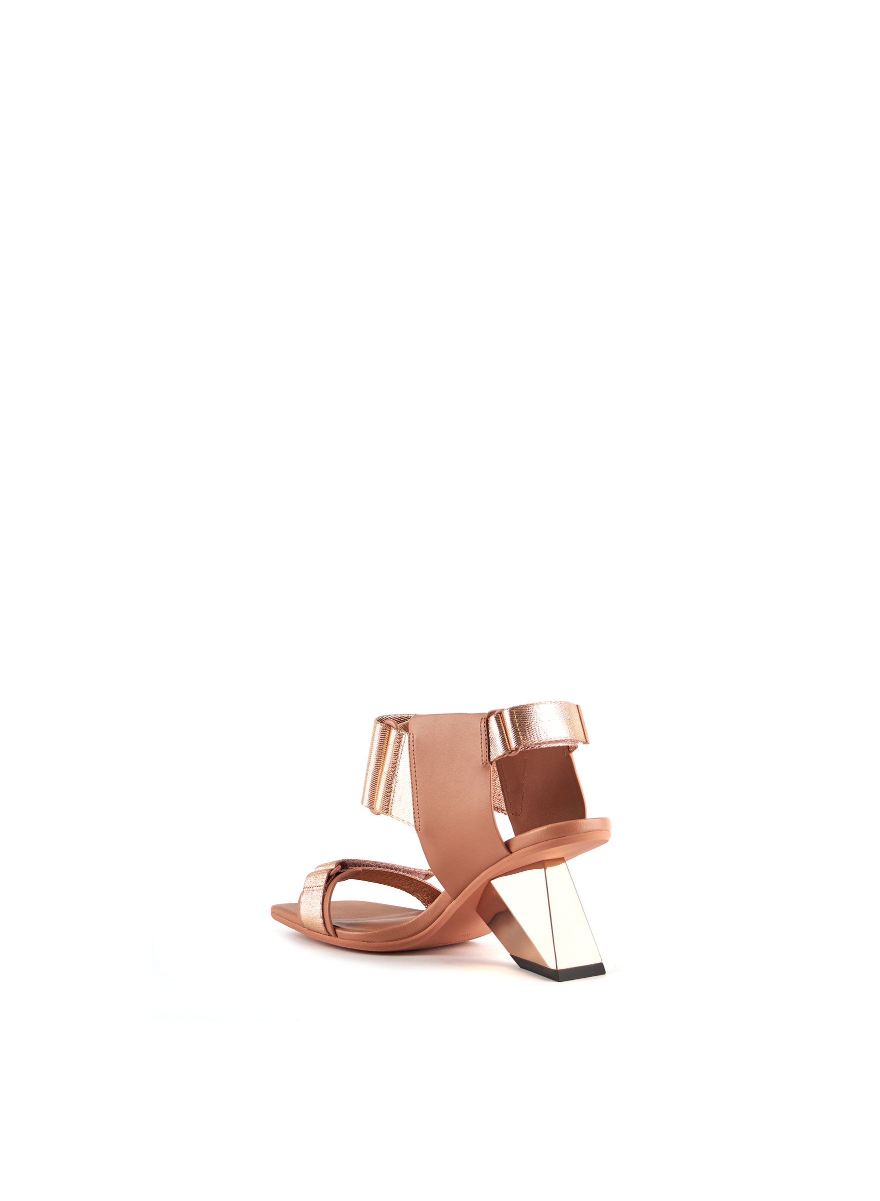 1061722216SS24_4