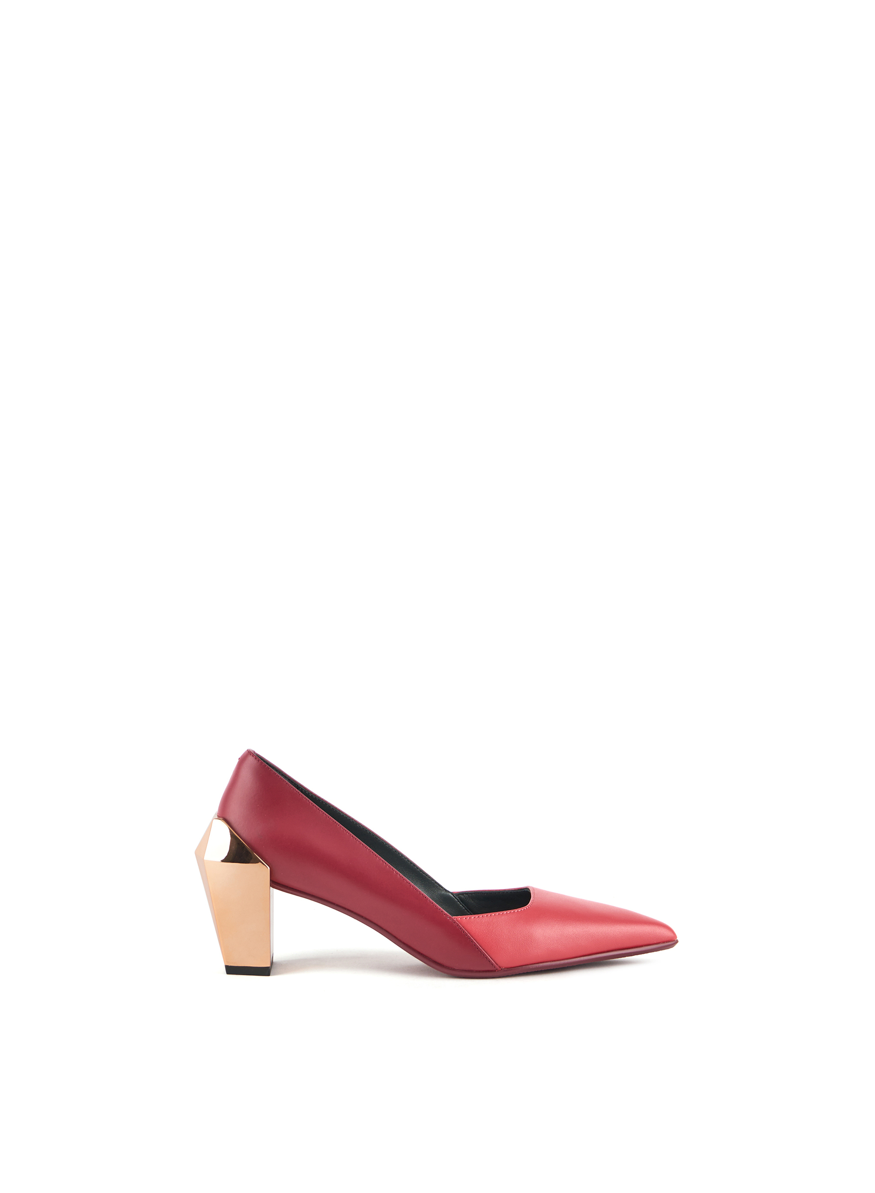 gem-pump-mid-cranberry-mix-outside