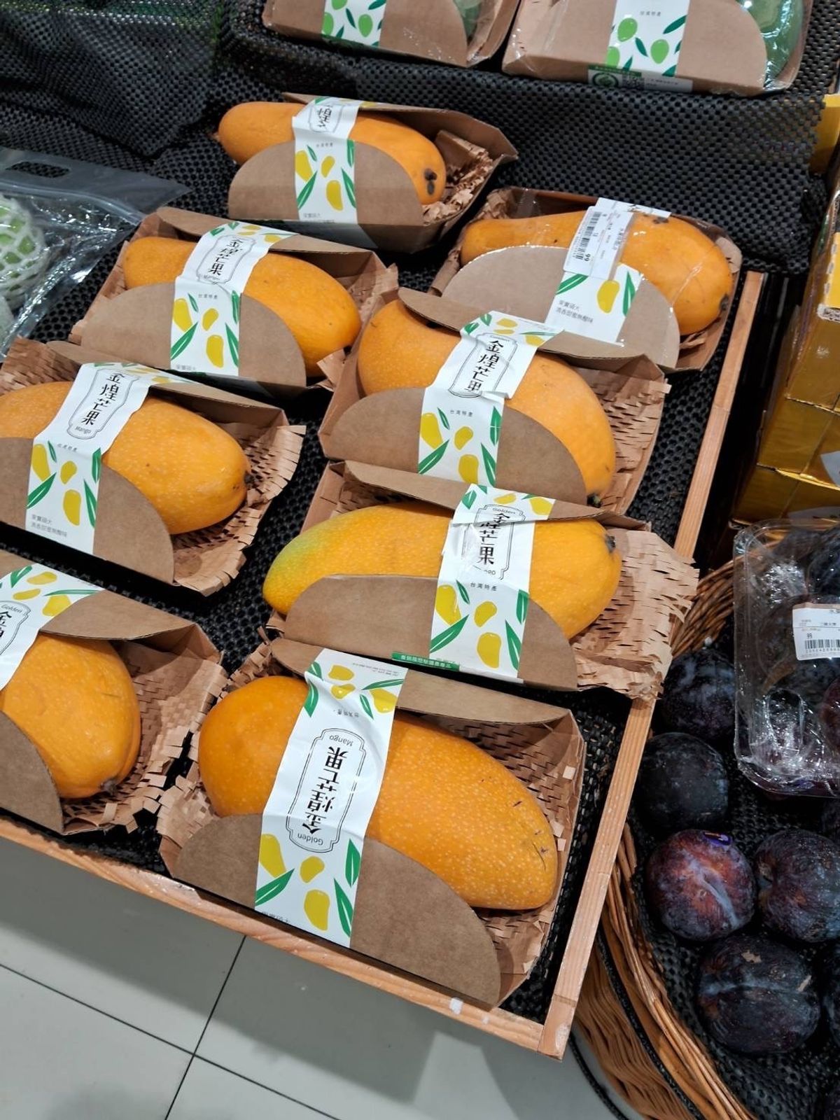 芒果季: 芒果也換新裝，紙緩衝大舉進攻龍頭超市