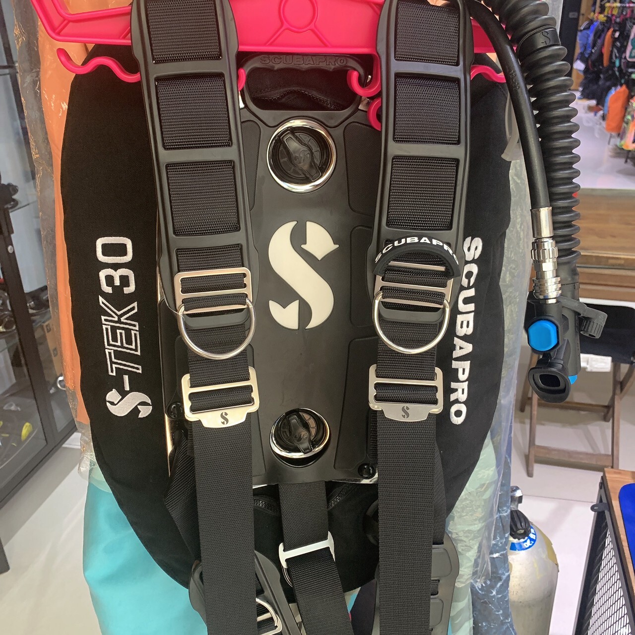 SCUBAPRO S-TEK PRO 不鏽鋼背板 30磅套組