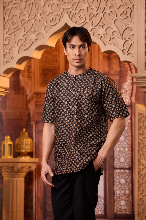 iamfamous 100320260759