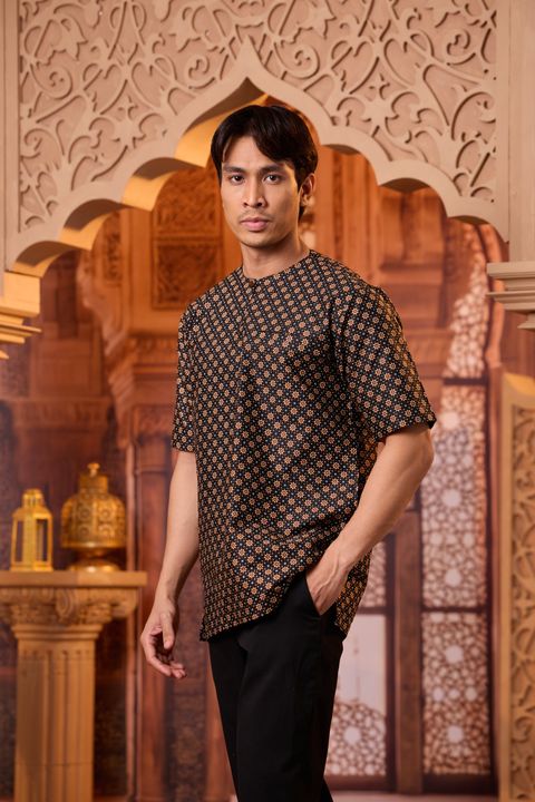 iamfamous 100320260760