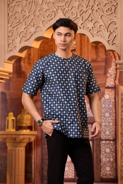 iamfamous 100320260767