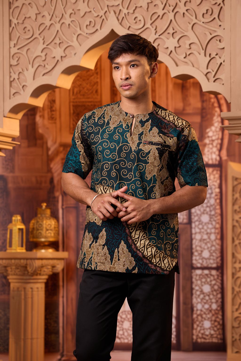 iamfamous 100320260799