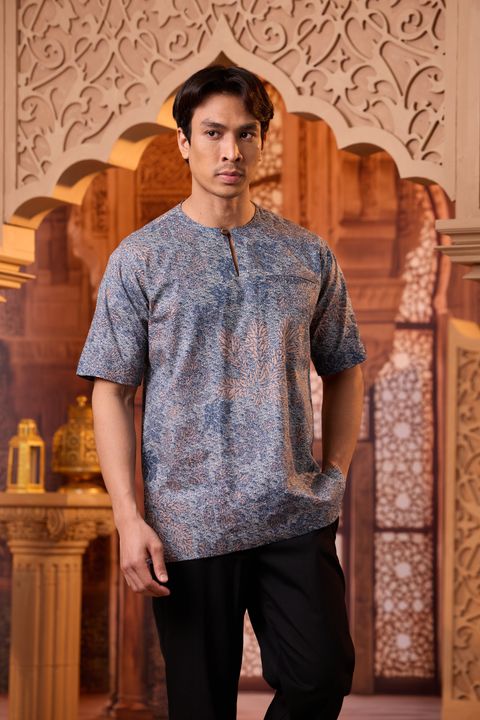 iamfamous 100320260825