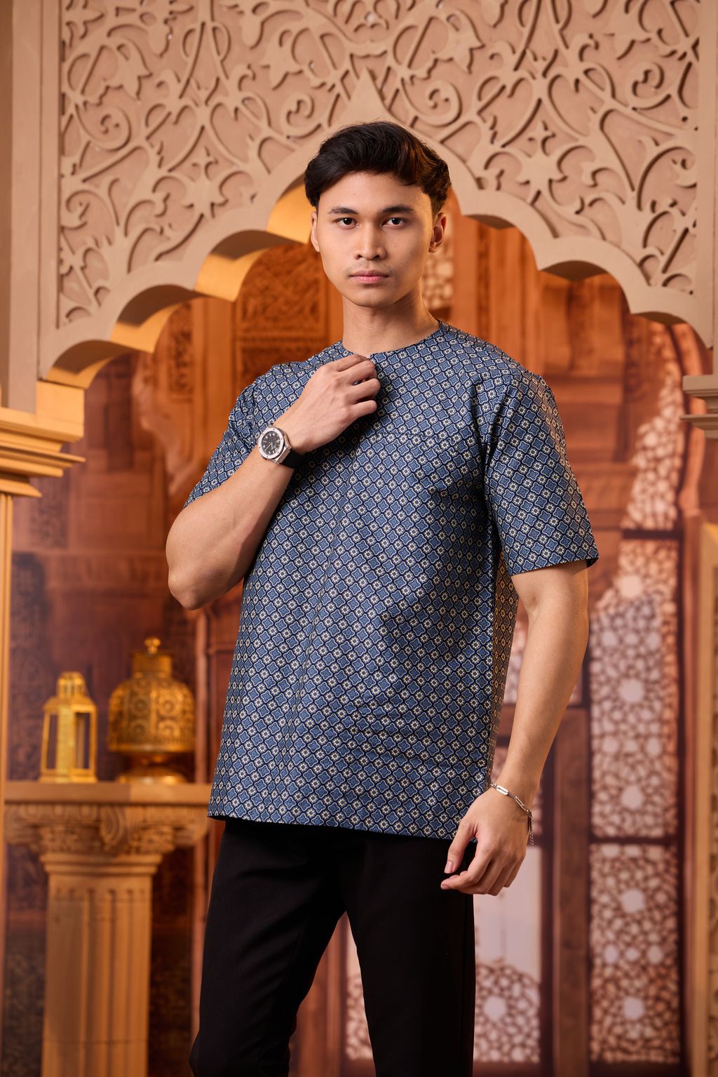 iamfamous 100320260838