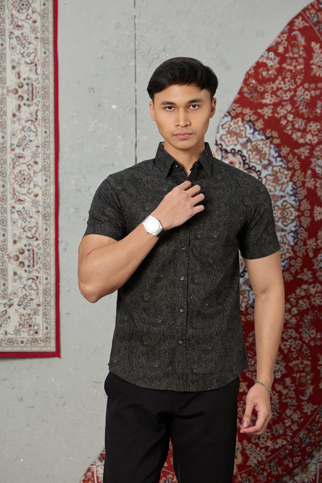 iamfamous 100320260431