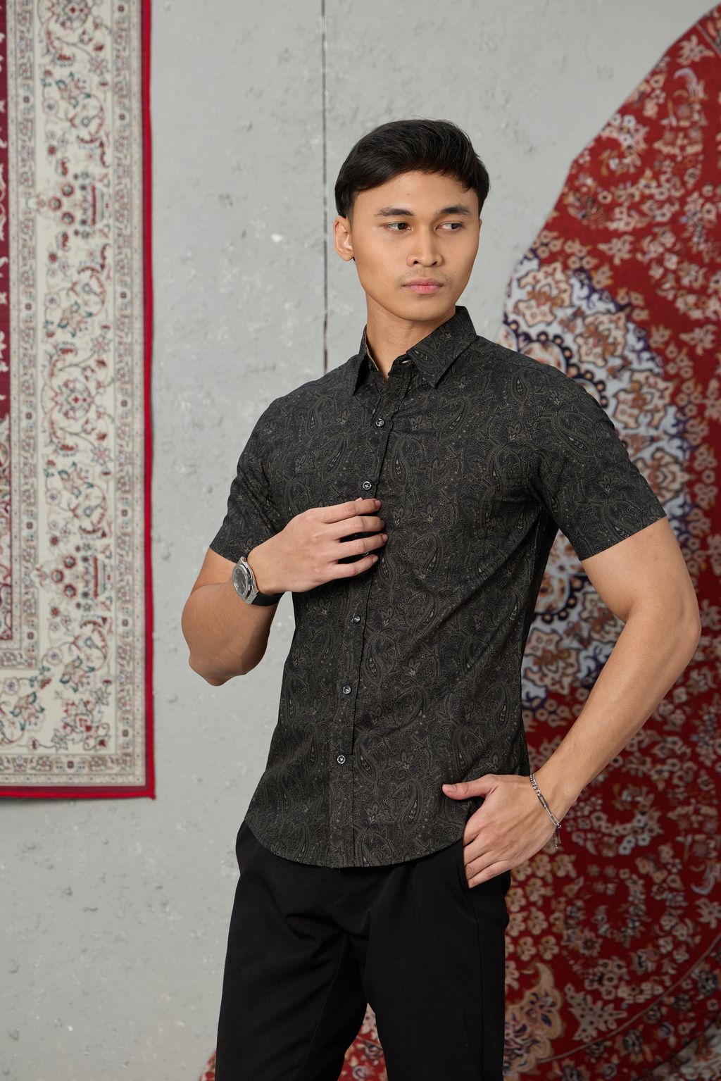 iamfamous 100320260430