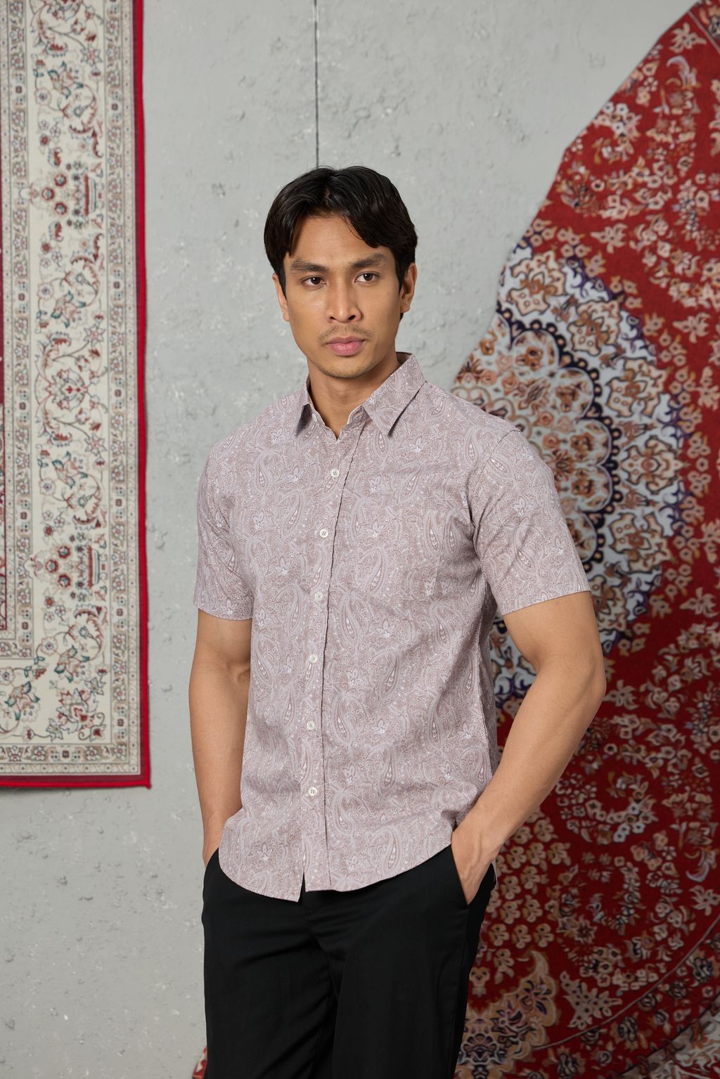 iamfamous 100320260441