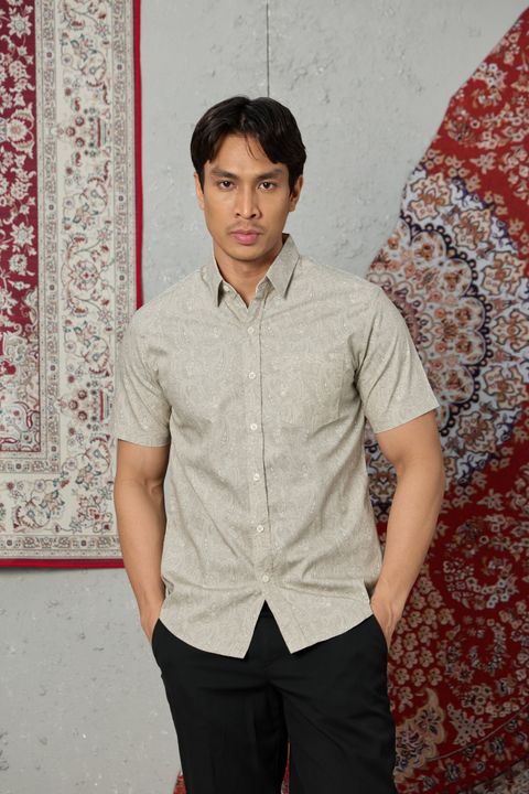 iamfamous 100320260452