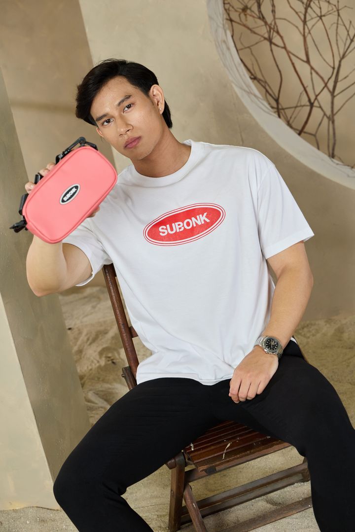 29042025 IAMFAMOUS11868
