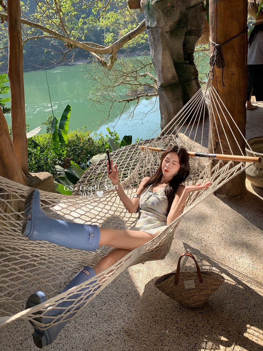 4ef931806e6059a8c3c0390008538d52