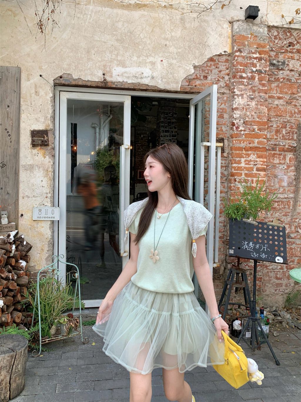 0f66e7a2a6c9caaf1f966f448a2042d7