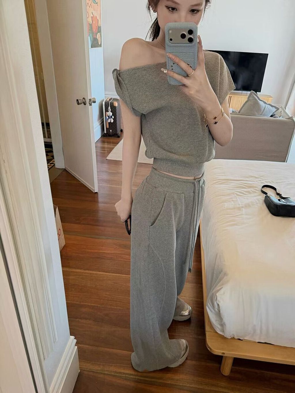 6ff1bcb091fdb2263f14276401c71d41