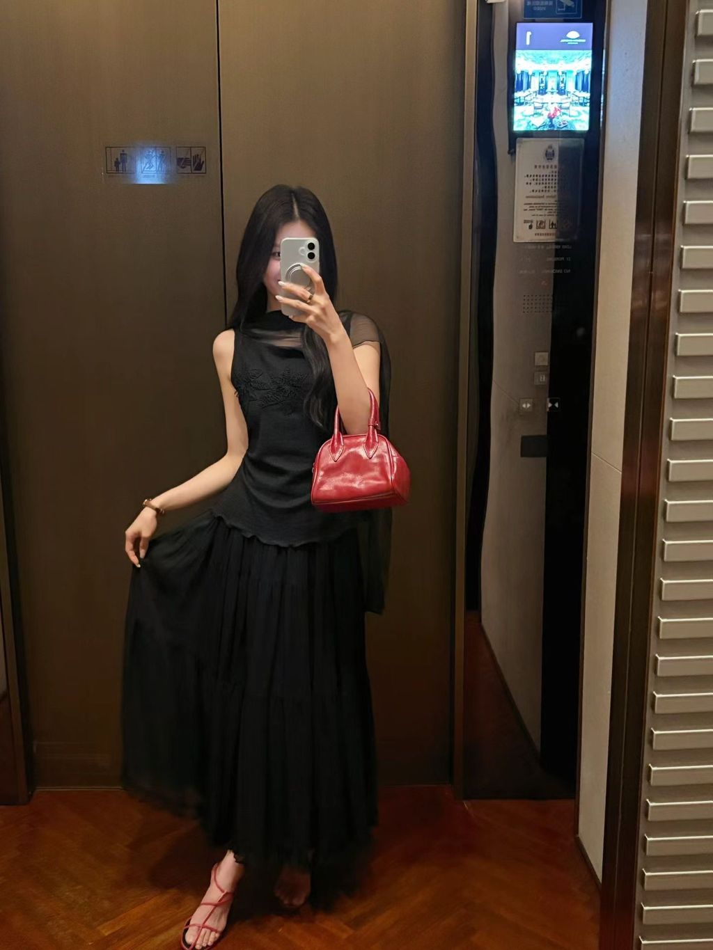 9861f75974440cce34247c039ffa4666