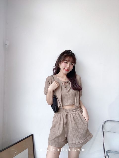 2A7838FE-B120-41BA-BC57-EDFDB33323E3