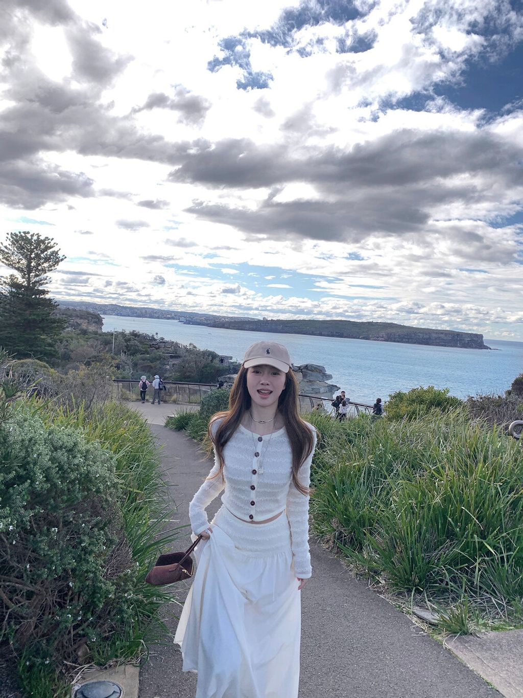 b1245f7721a49798e5d9931b5cb9e18c