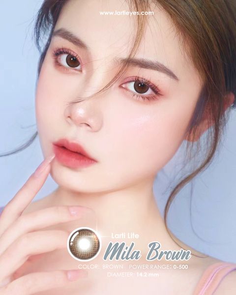 Mila Brown Model 4.jpg