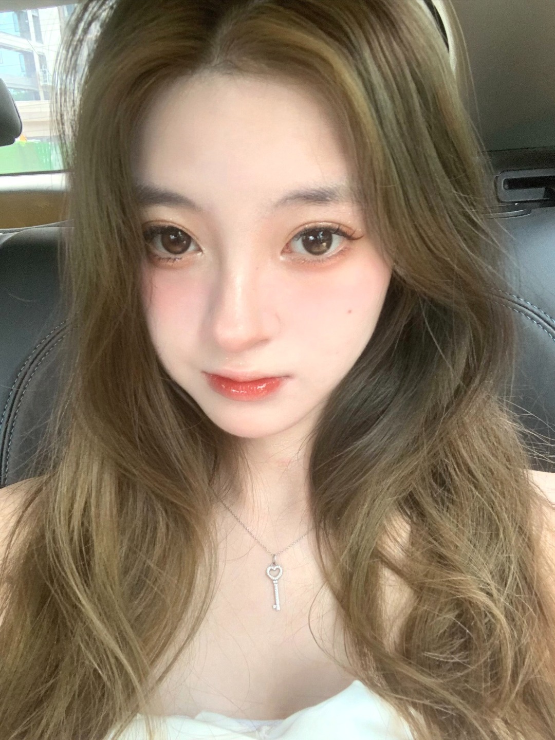 1817639631-475521625