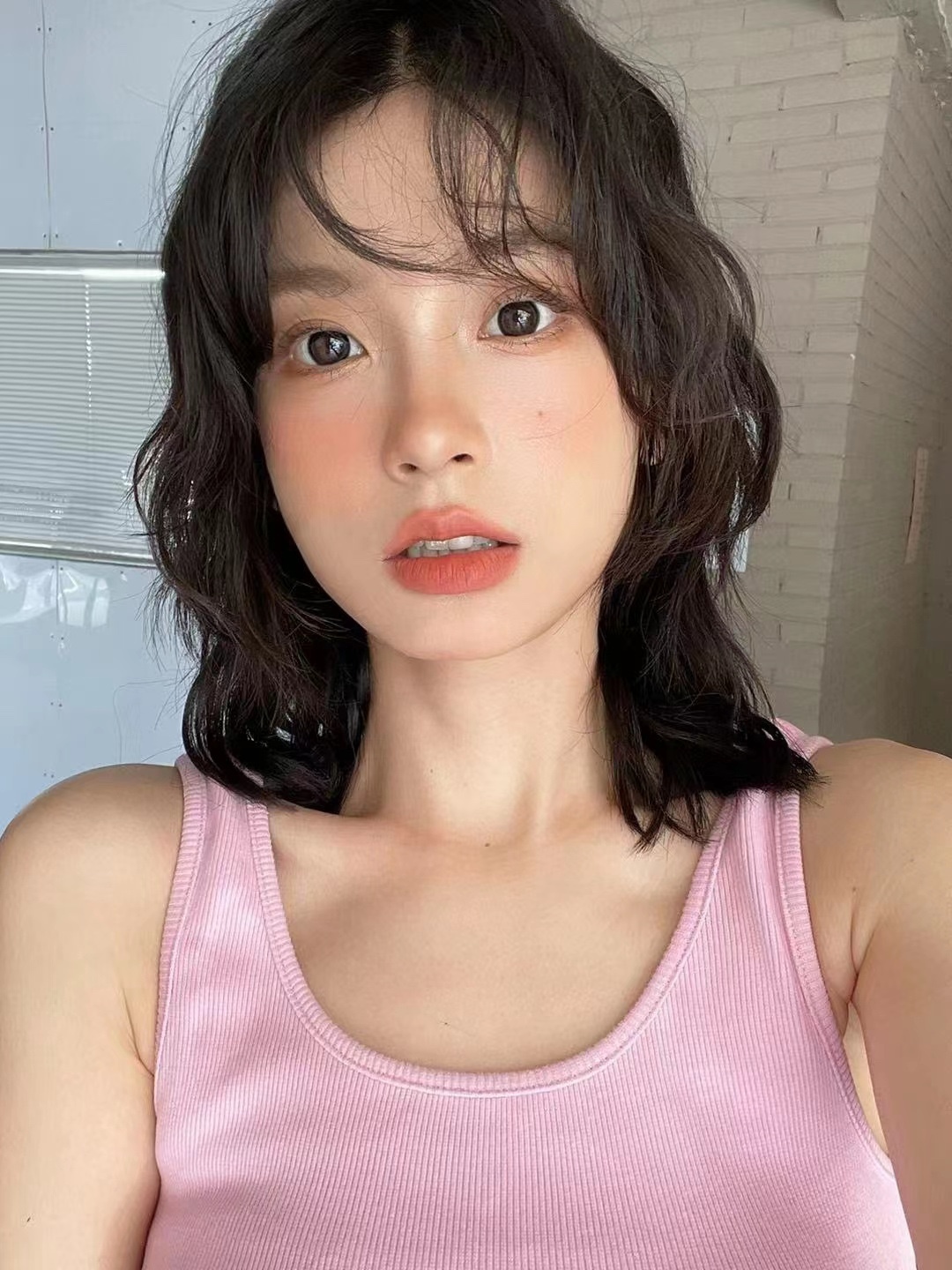 18176396311955461031