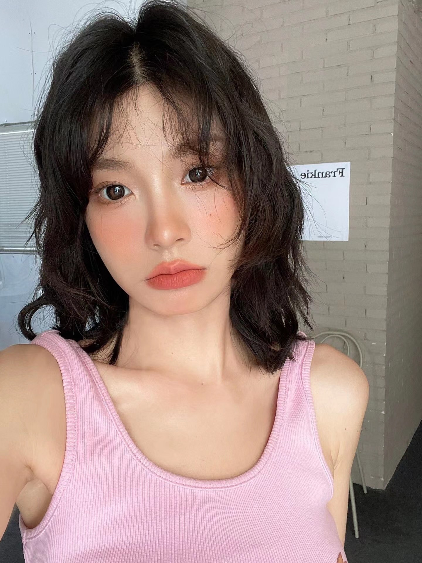 1817639631-455394220