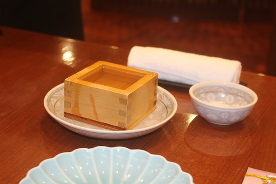 masuzake-sake-in-a-box.jpg