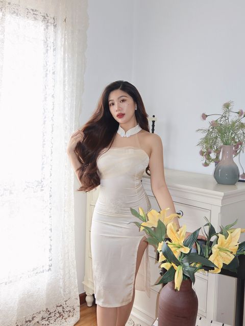 5696E7DB-7BDD-4BB5-A747-BC624C20D115