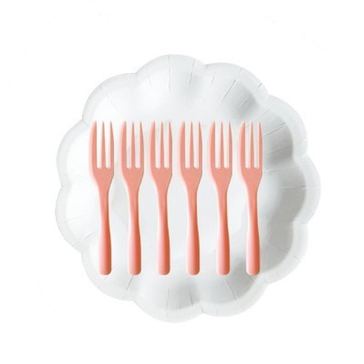 Flower-Shaped-Paper-Plate-With-Peach-CFork (1).jpeg