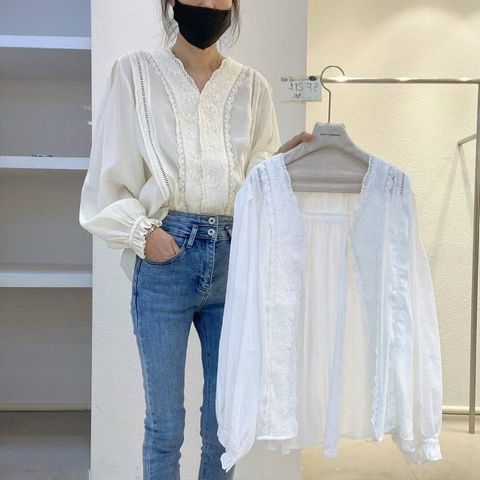 comme tu veux-28-【M03】Y字開襟緹花上衣-白色. 杏色-$1880-F-01